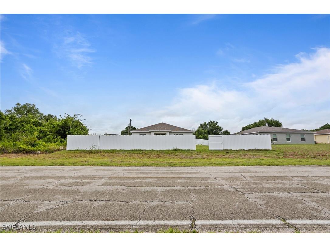 3021 June Circle Labelle FL 33935 225044967 image7