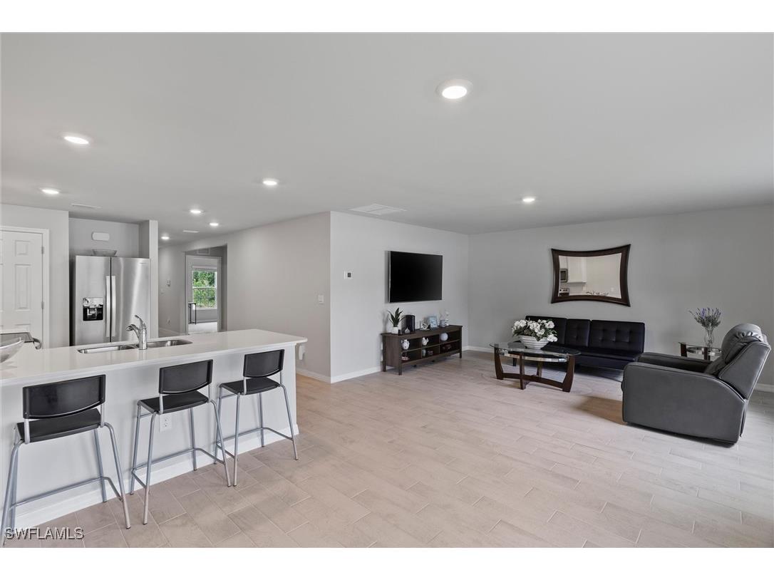 3021 June Circle Labelle FL 33935 225044967 image9