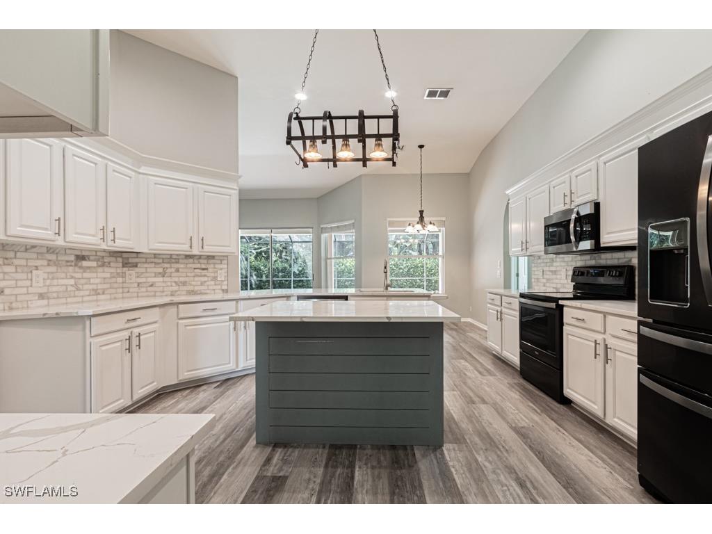 303 Burnt Pine Drive Naples FL 34119 224074377 image1