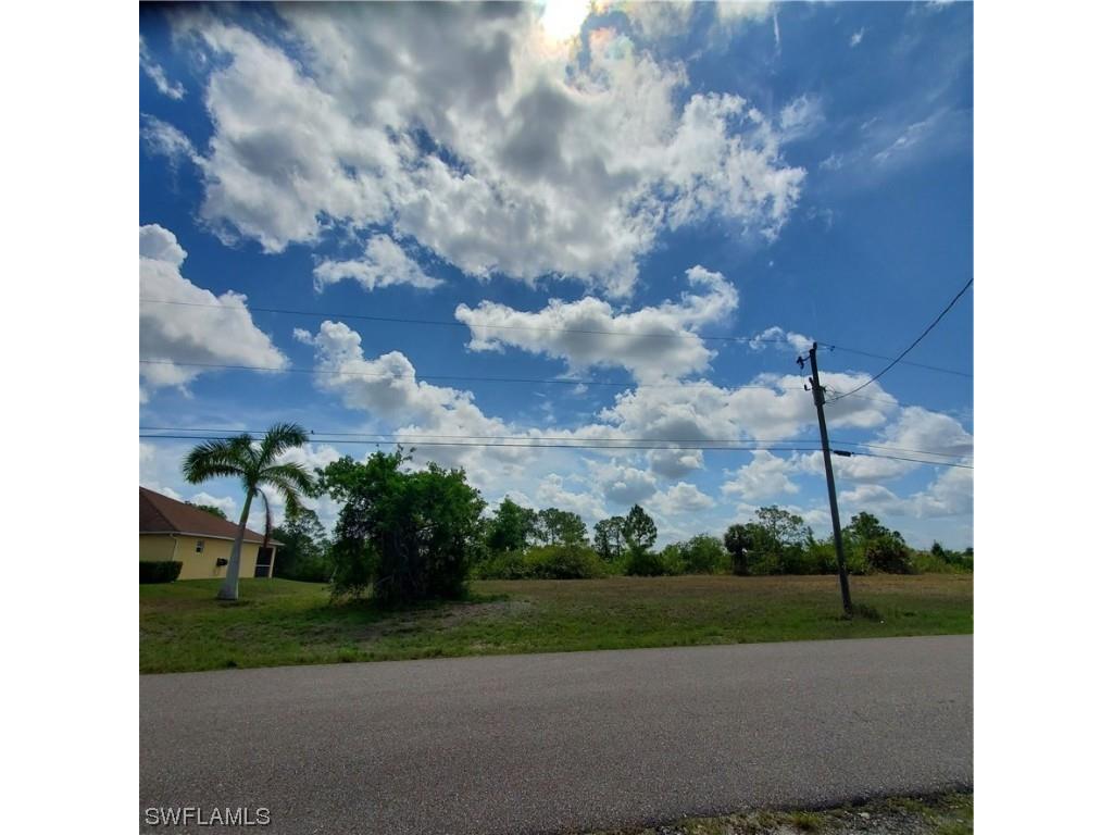 3031 NE 1st Avenue Cape Coral FL 33909 223092385 image1
