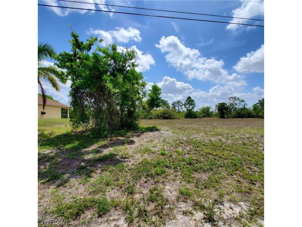 3031 NE 1st Avenue Cape Coral FL 33909 223092385 image4