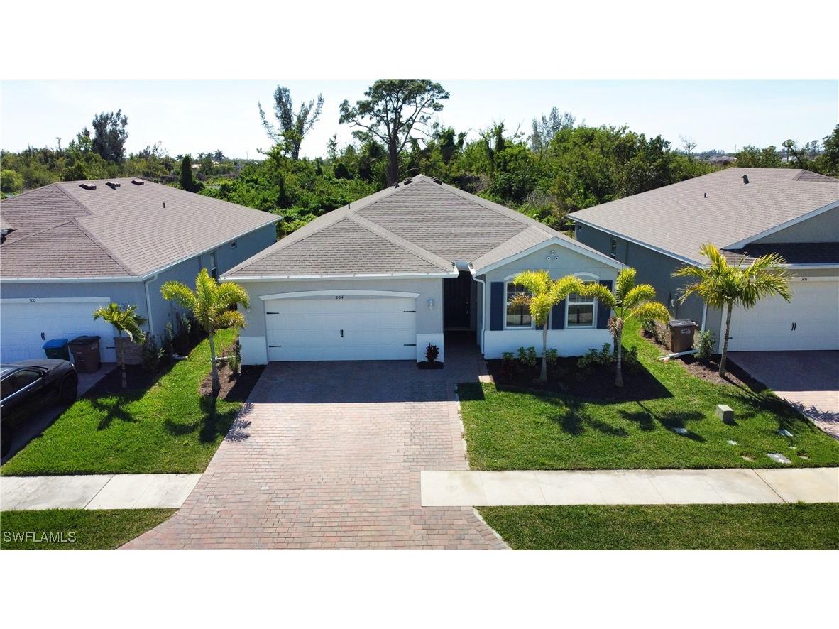 304 Spring Hill Lake Loop Cape Coral FL 33993 225018068 image1