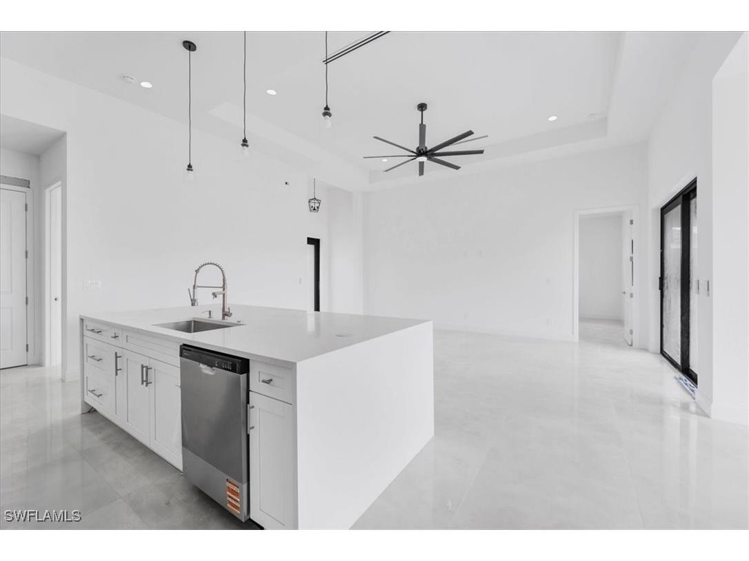 305 Diplomat Parkway E Cape Coral FL 33909 225045112 image25