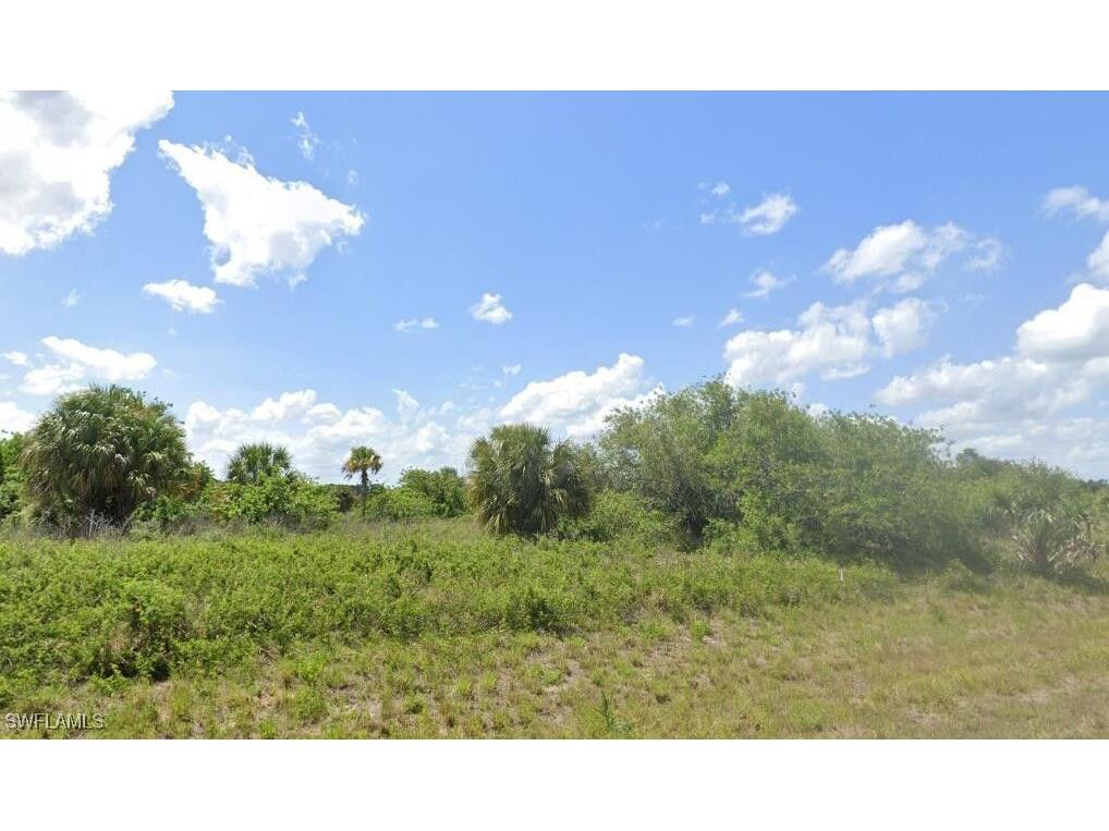 305 Houston Place Labelle FL 33935 225023192 image1