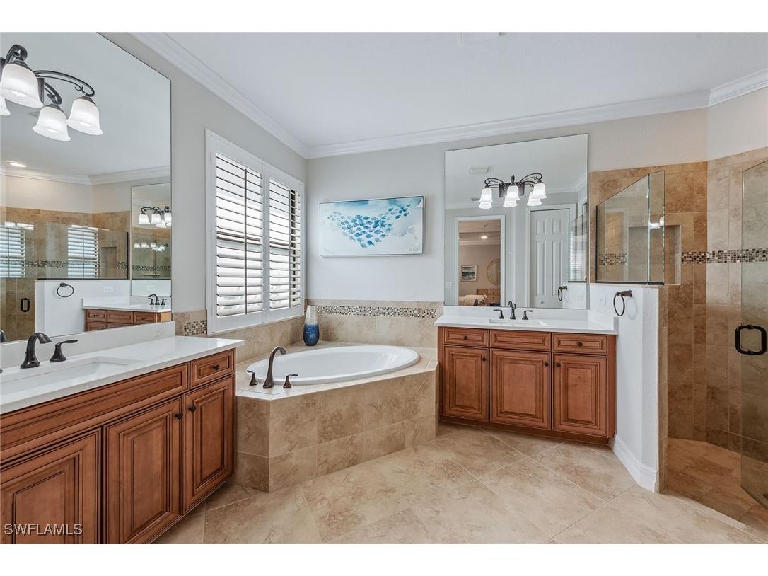 3058 Aviamar Circle Naples FL 34114 225019408 image12