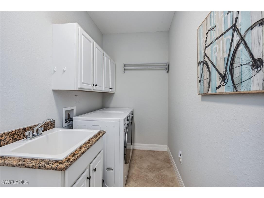 3058 Aviamar Circle Naples FL 34114 225019408 image18