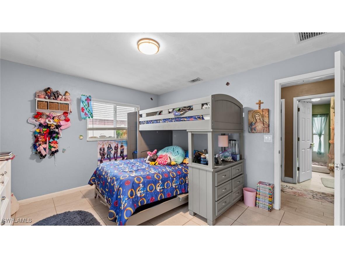 306 SE 21st Lane Cape Coral FL 33990 225042222 image15