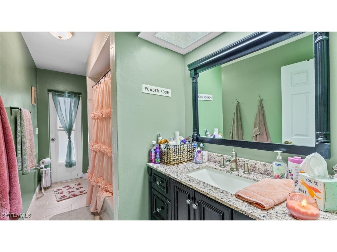 306 SE 21st Lane Cape Coral FL 33990 225042222 image17