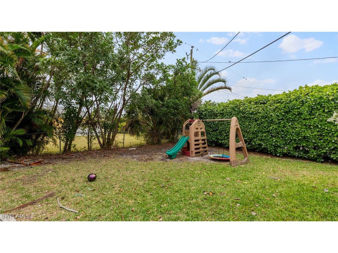 306 SE 21st Lane Cape Coral FL 33990 225042222 image19