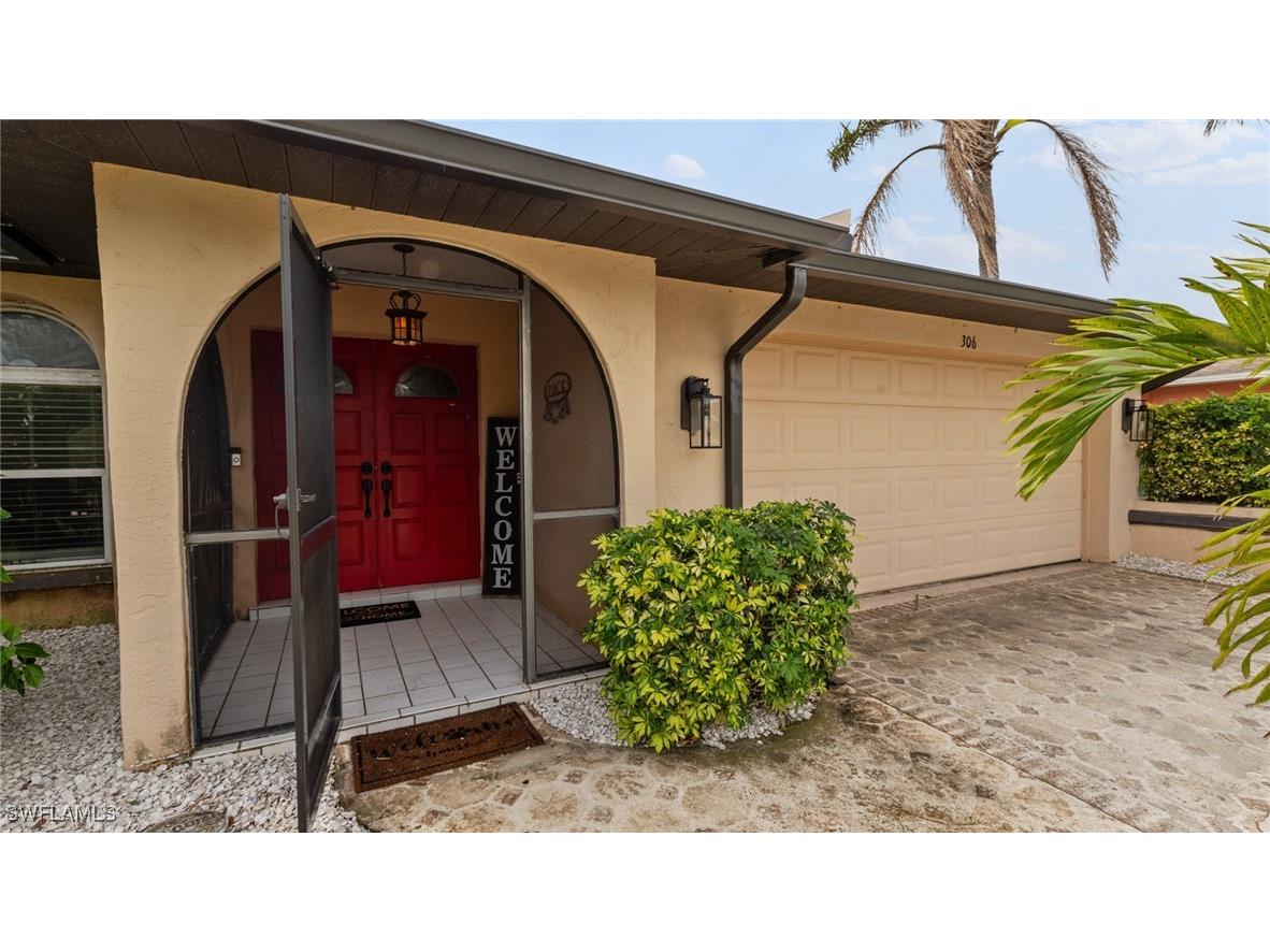 306 SE 21st Lane Cape Coral FL 33990 225042222 image2