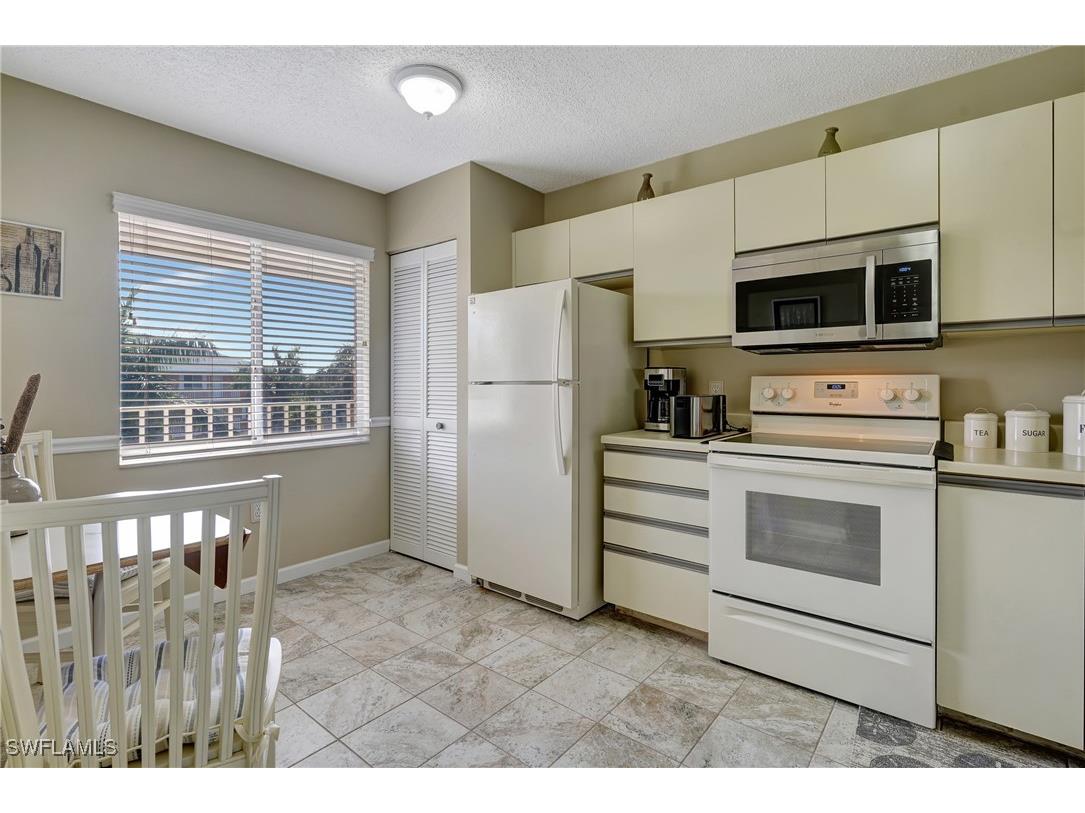 3062 Sandpiper Bay Circle #K302 Naples FL 34112 225026503 image10