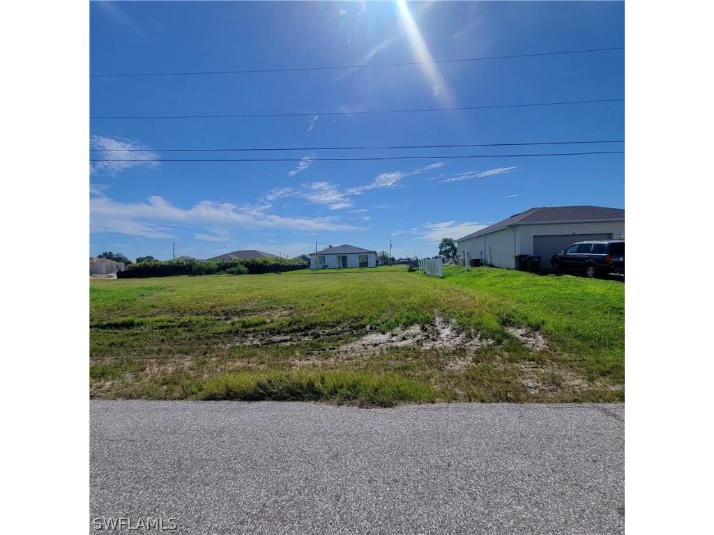 307 NW 27th Place Cape Coral FL 33993 224059486 image1