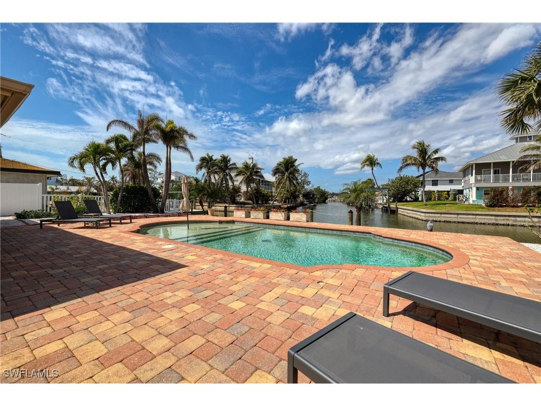 309 Madison Court Fort Myers Beach FL 33931 225024037 image16