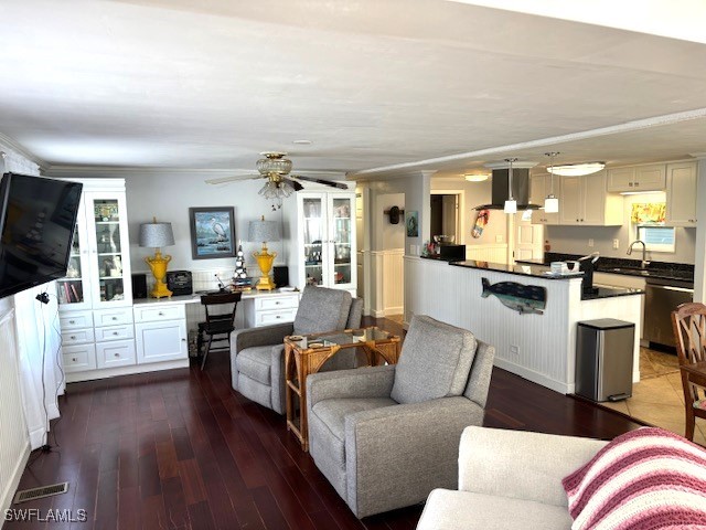 309 Shoreland Drive Fort Myers FL 33905 225000865 image2