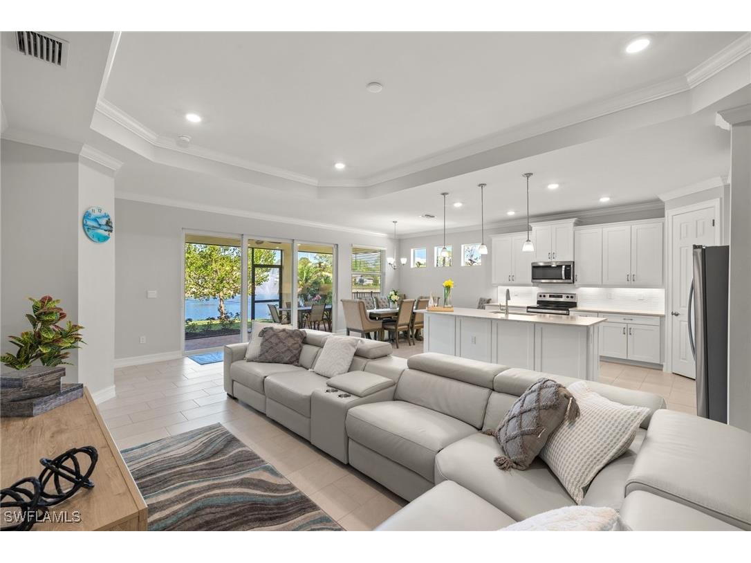 309 Spiaggio Court Naples FL 34114 225047817 image2