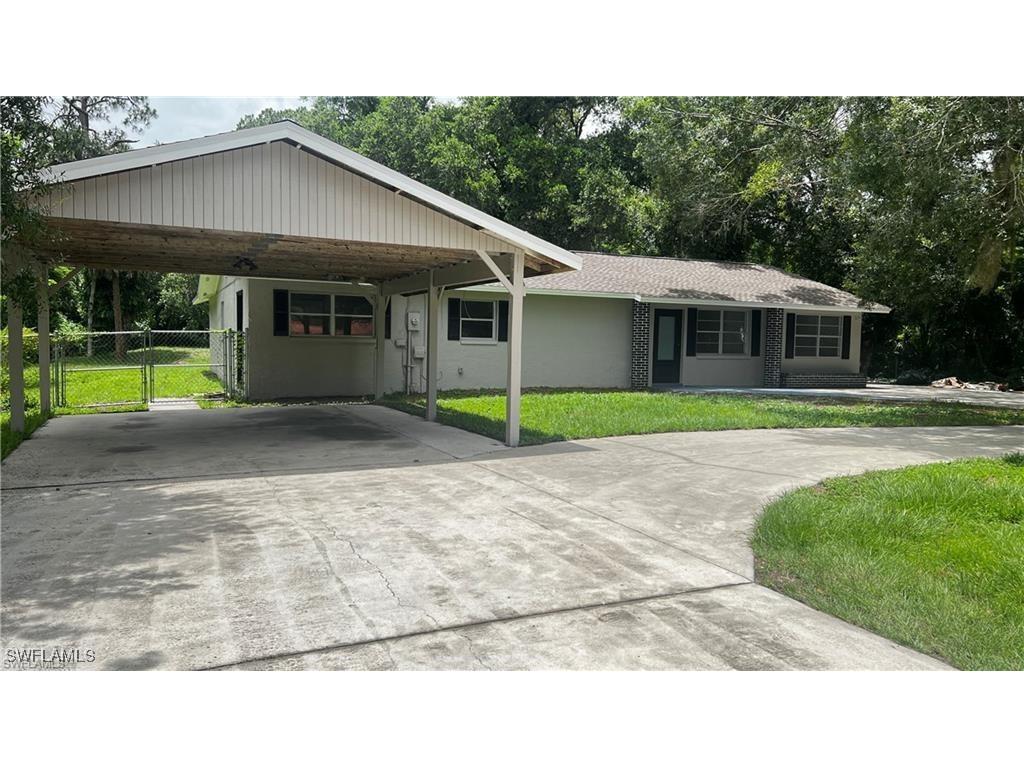 310 S Elm Street Labelle FL 33935 225033702 image1