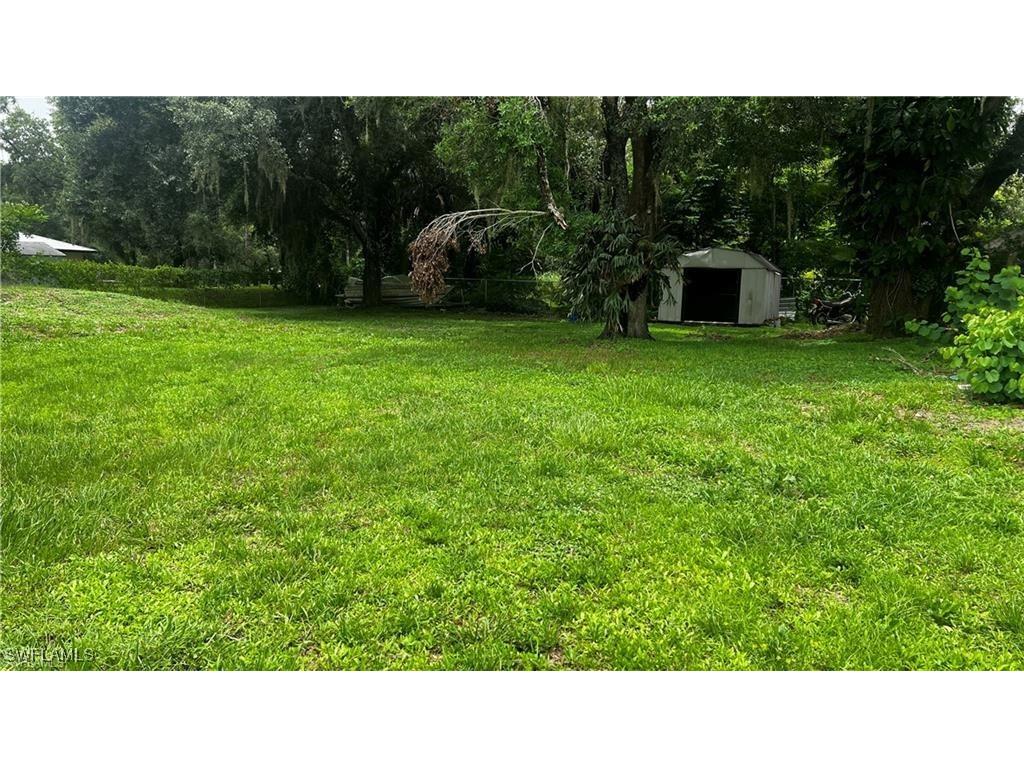 310 S Elm Street Labelle FL 33935 225033702 image4