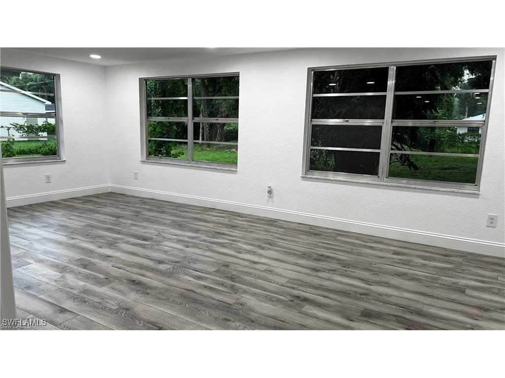 310 S Elm Street Labelle FL 33935 225033702 image5