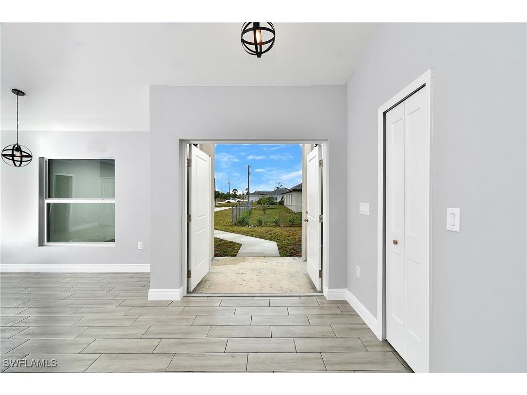 3103 Vera Avenue S Lehigh Acres FL 33976 225037117 image5