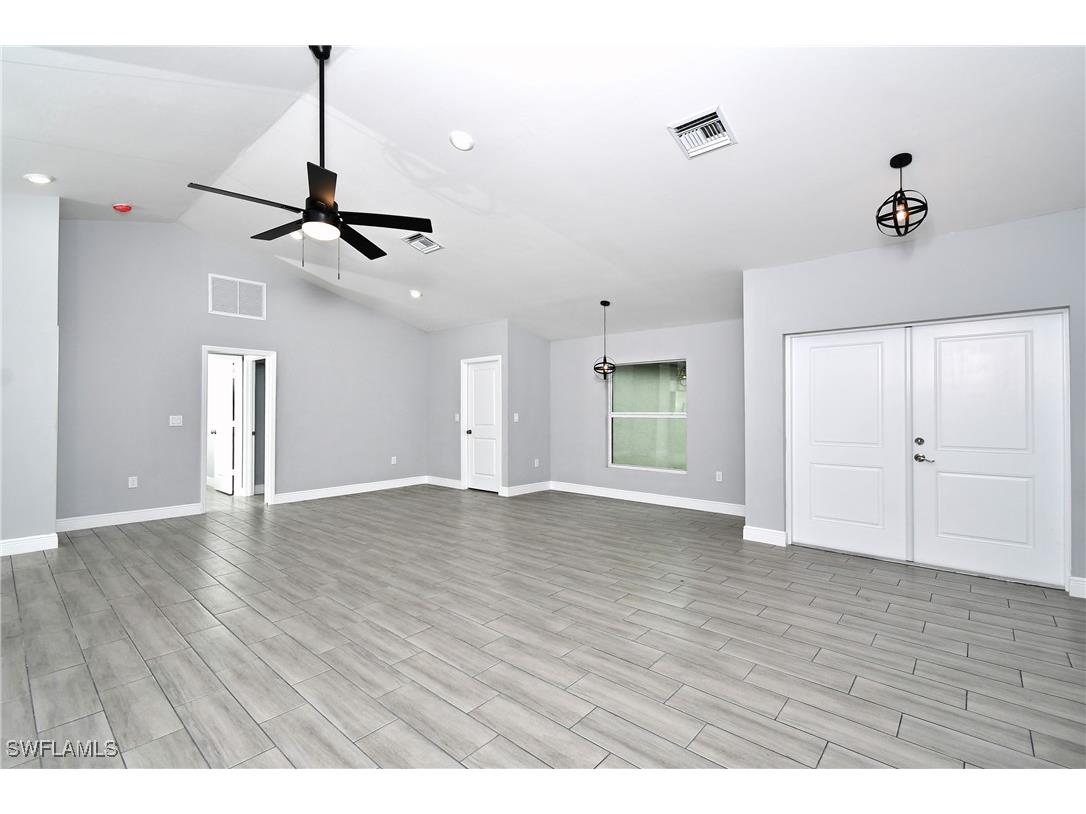 3103 Vera Avenue S Lehigh Acres FL 33976 225037117 image8