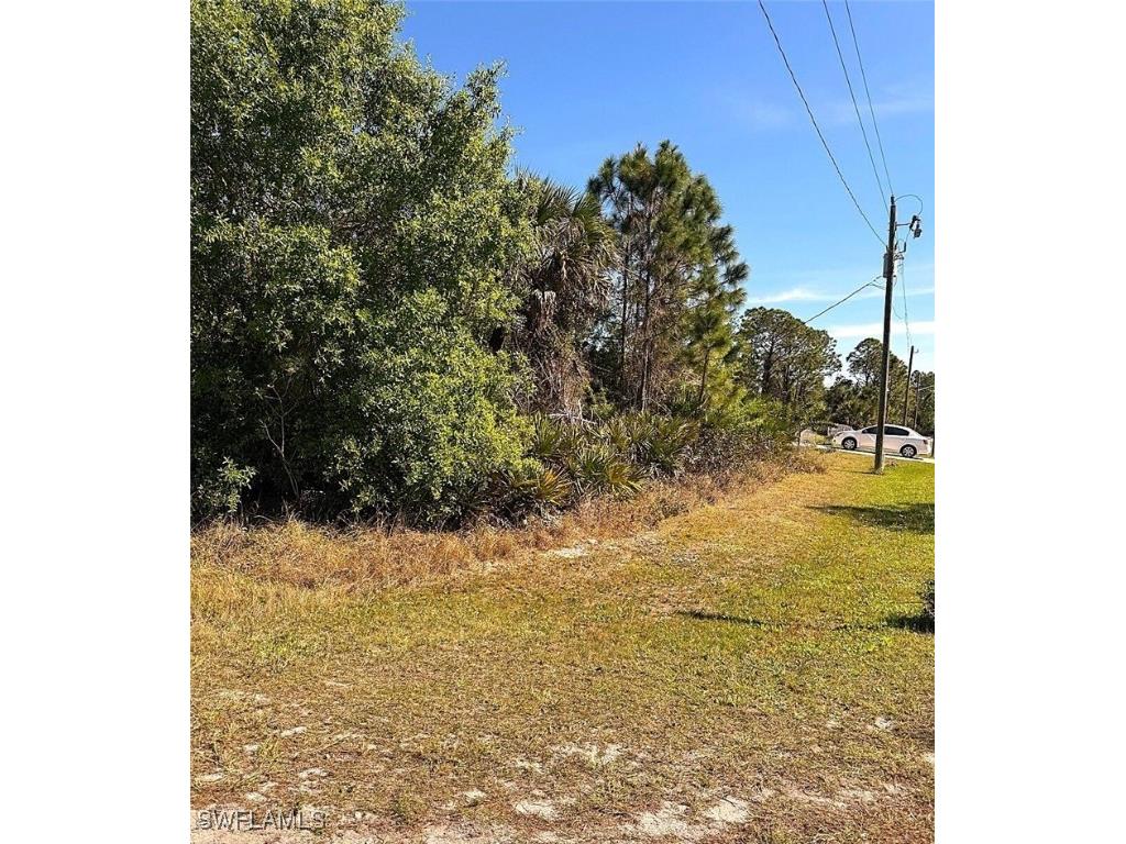 3110 33rd Street W Lehigh Acres FL 33971 225022091 image4