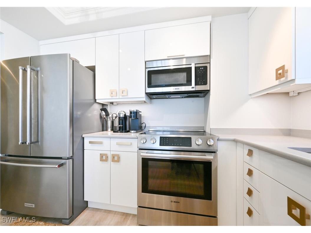 3115 Gulf Shore Boulevard N #608S Naples FL 34103 225018461 image11