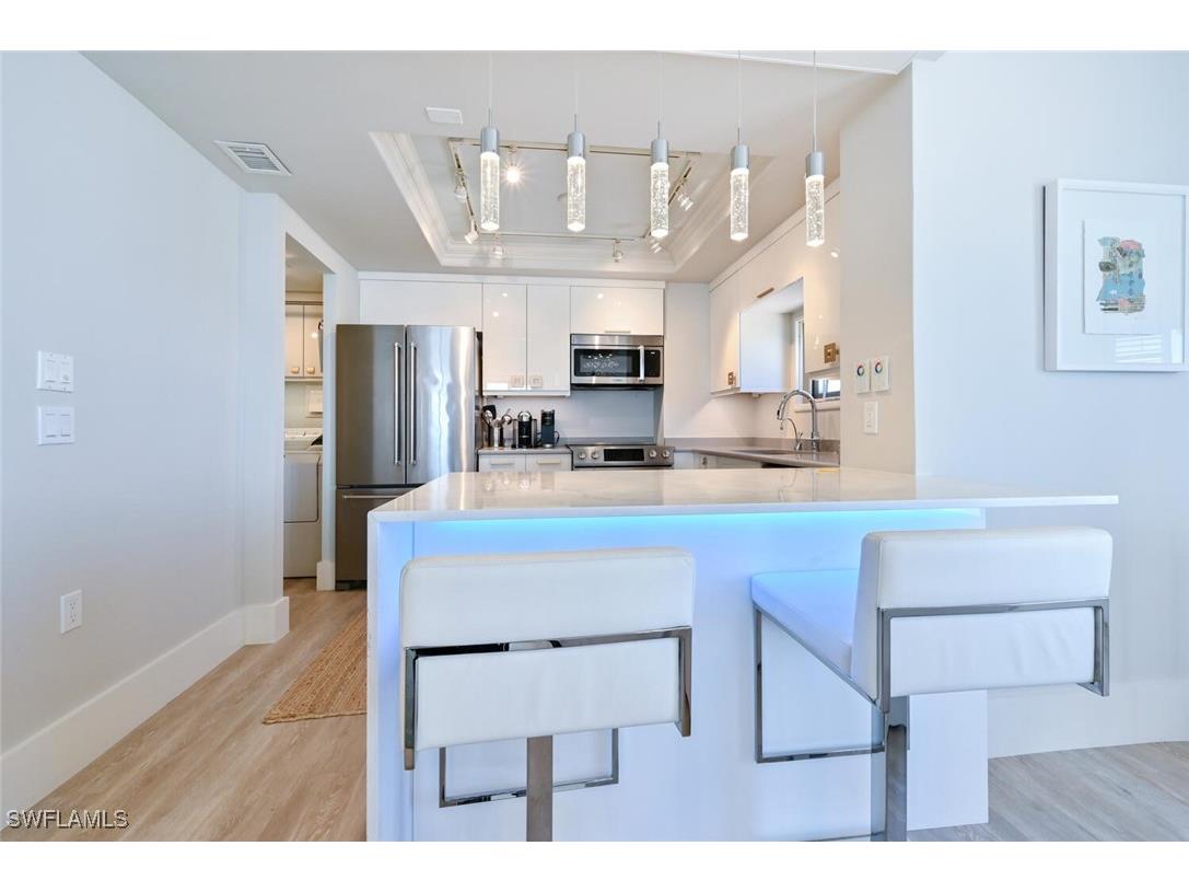 3115 Gulf Shore Boulevard N #608S Naples FL 34103 225018461 image9