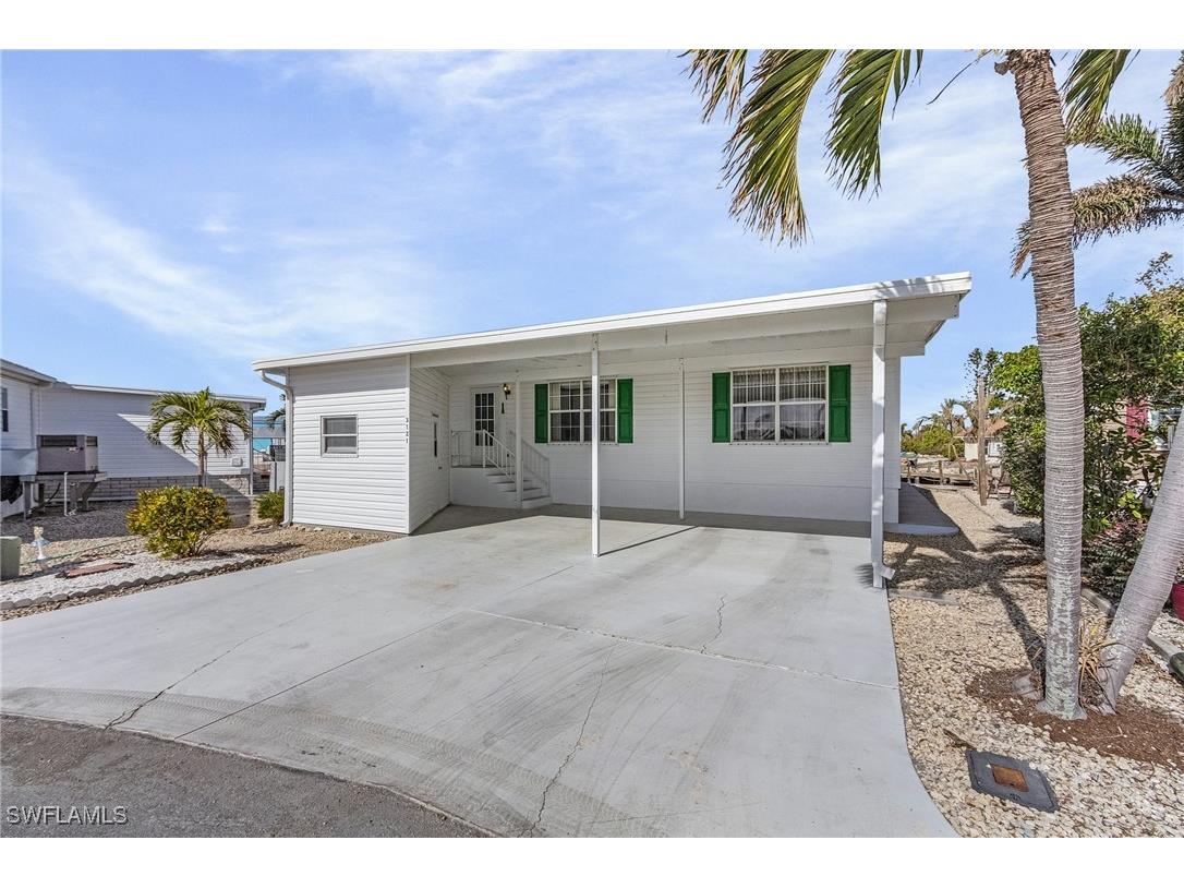 3121 Skipper Lane Saint James City FL 33956 224103939 image1