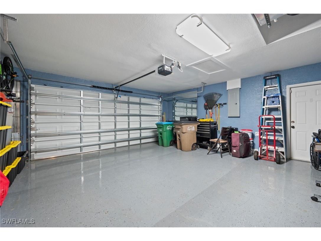 313 SE 21st Lane Cape Coral FL 33990 225019582 image16