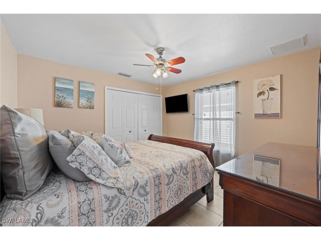 313 SE 21st Lane Cape Coral FL 33990 225019582 image33