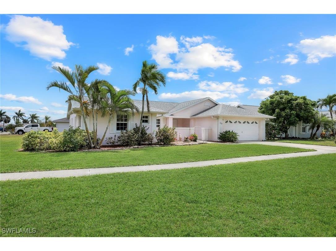 3130 Orange Grove Trail Naples FL 34120 225030592 image1