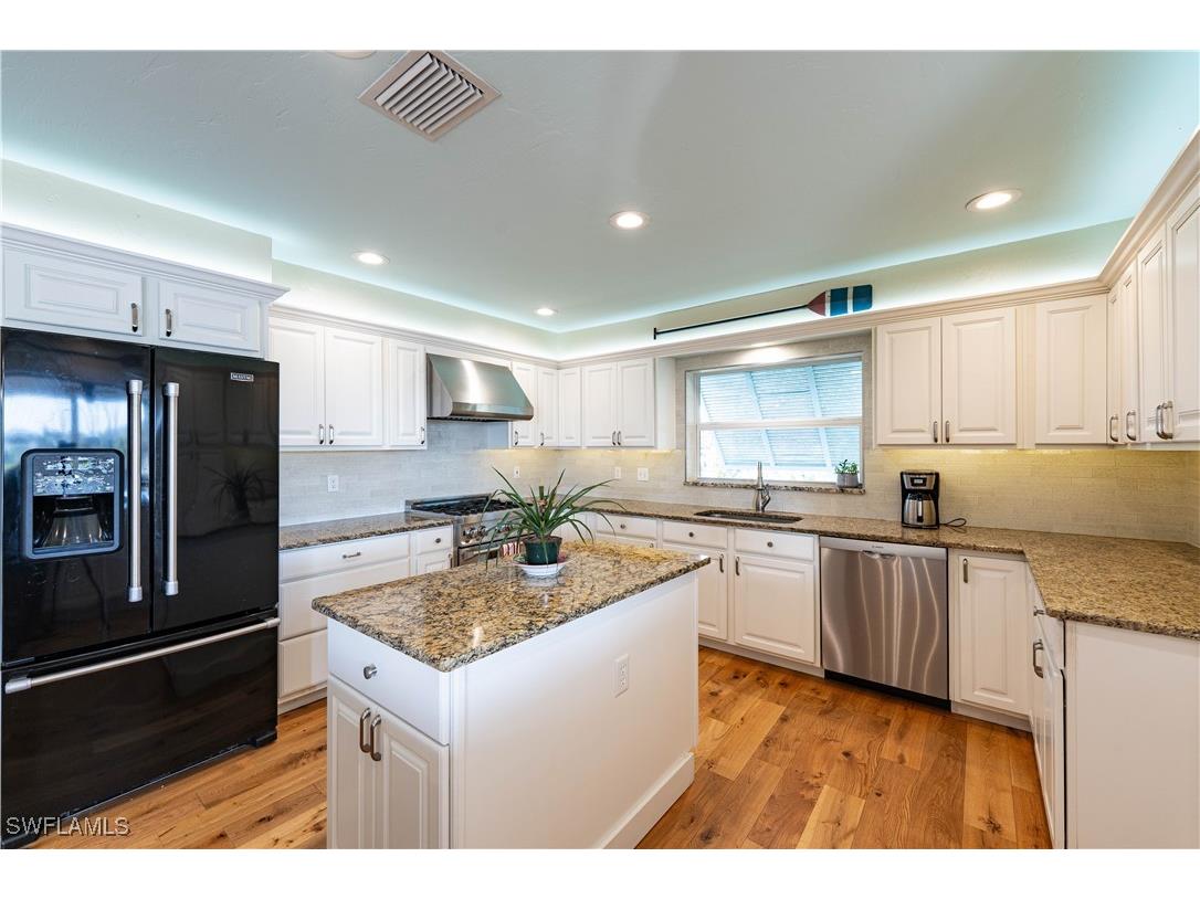 3131 Twin Lakes Lane Sanibel FL 33957 225007614 image19