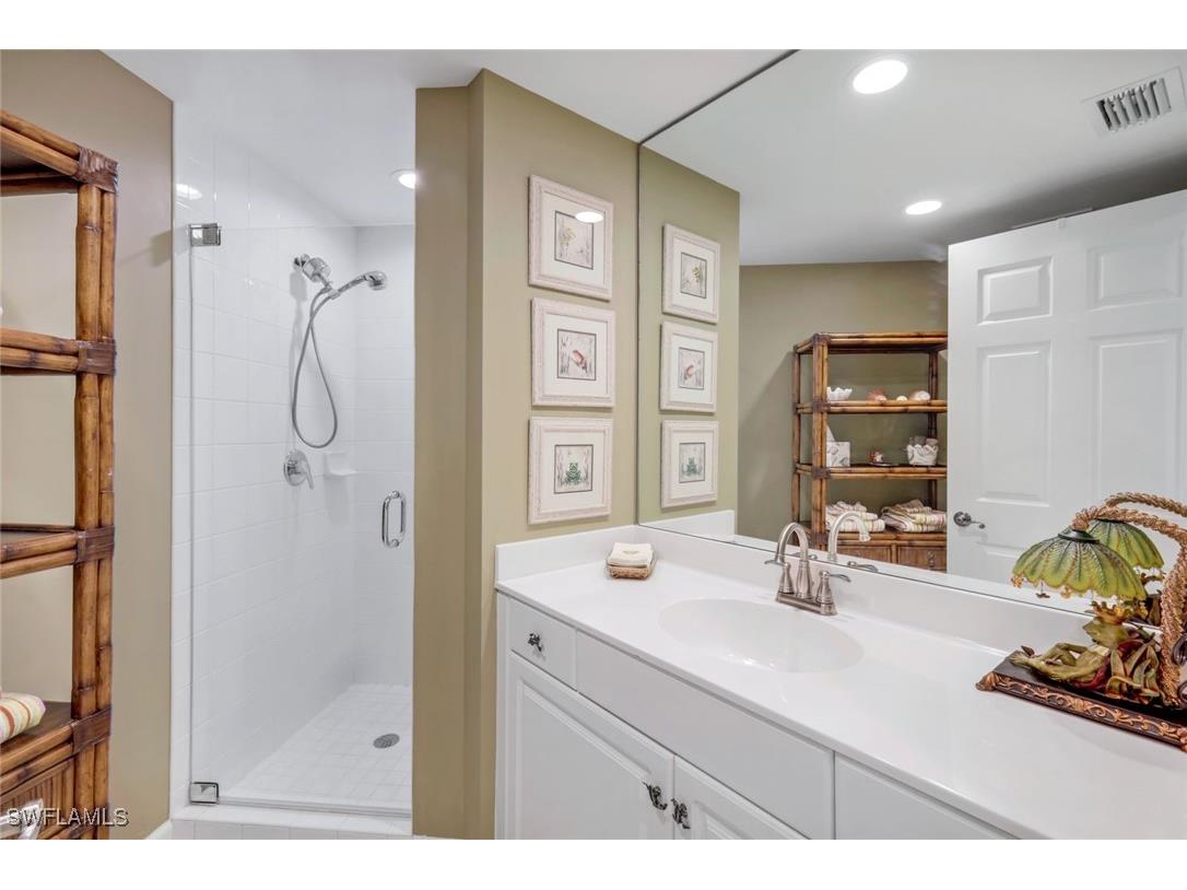 315 Dunes Boulevard #307 Naples FL 34110 225046306 image25