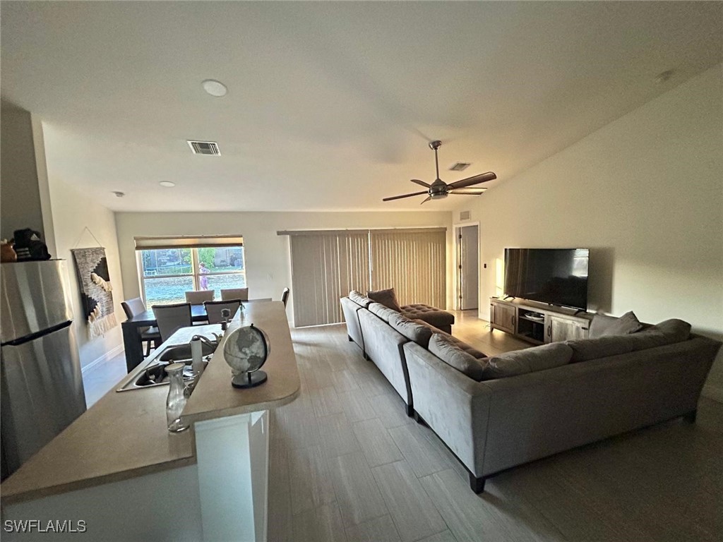 315 NE 16th Terrace Cape Coral FL 33909 225047333 image16