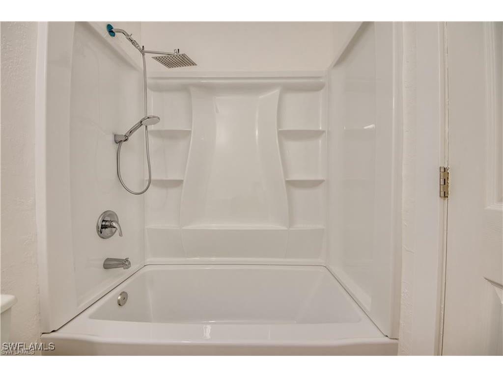 315 SE 22nd Terrace Cape Coral FL 33990 225016953 image10