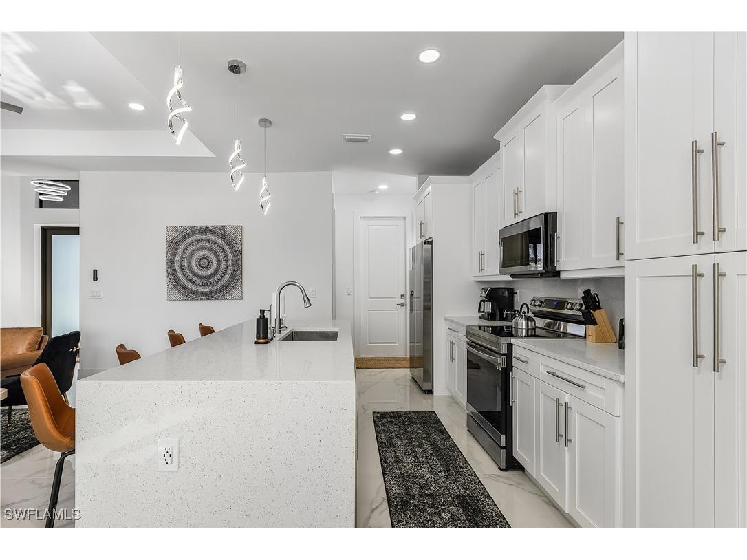 318 SE 15th Terrace Cape Coral FL 33990 225025374 image14