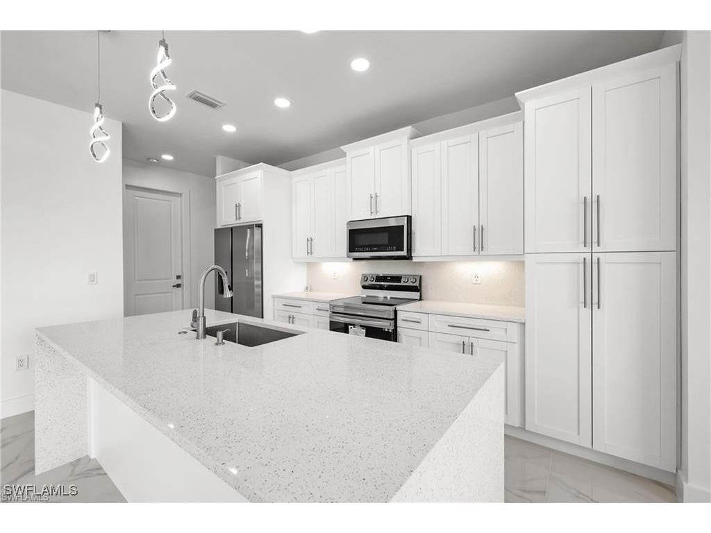 318 SE 15th Terrace Cape Coral FL 33990 225025374 image18