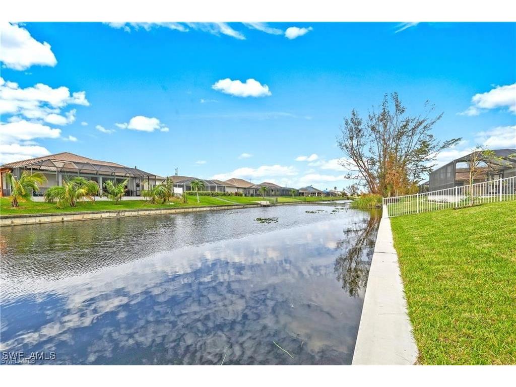 318 SE 15th Terrace Cape Coral FL 33990 225025374 image7