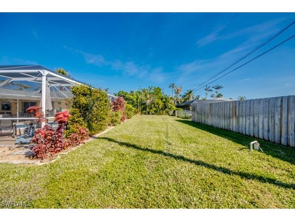 318 SE 33rd Terrace Cape Coral FL 33904 224093228 image40