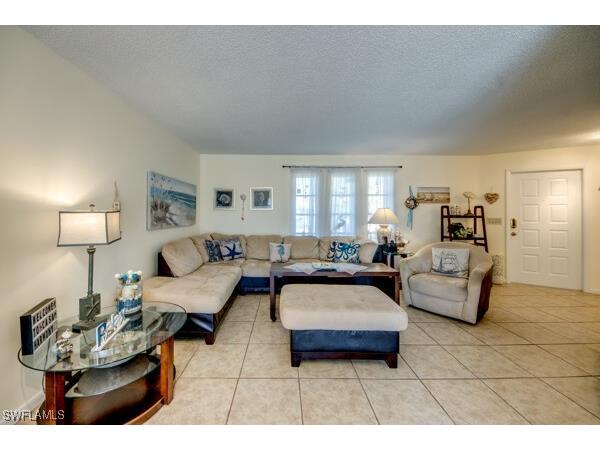 318 SE 33rd Terrace Cape Coral FL 33904 224093228 image7