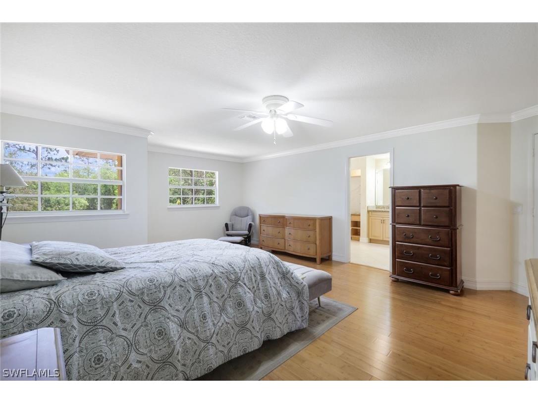 3180 Safe Harbor Drive Naples FL 34117 224047328 image16