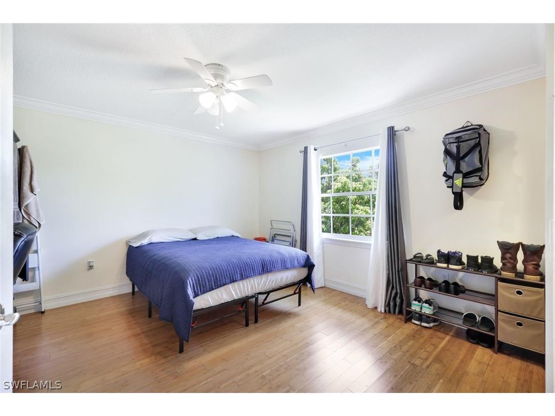 3180 Safe Harbor Drive Naples FL 34117 224047328 image25