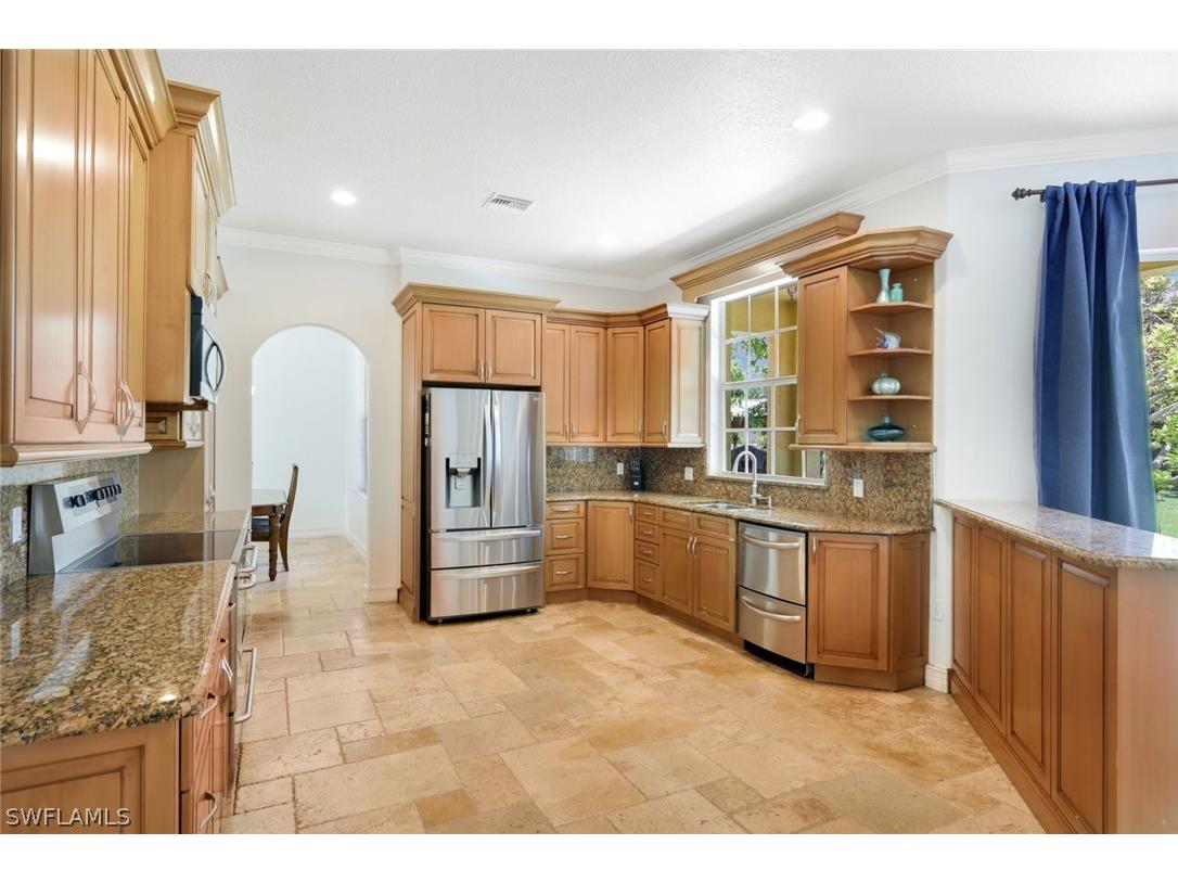 3180 Safe Harbor Drive Naples FL 34117 224047328 image3