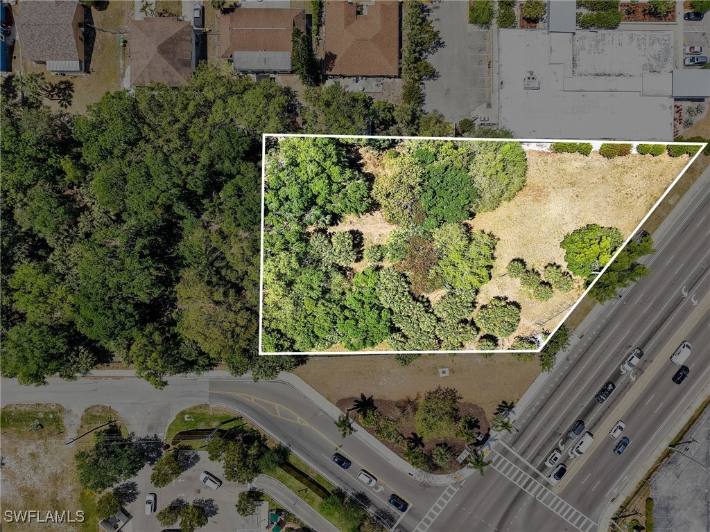 3184 Tamiami Trail E Naples FL 34112 225030814 image1