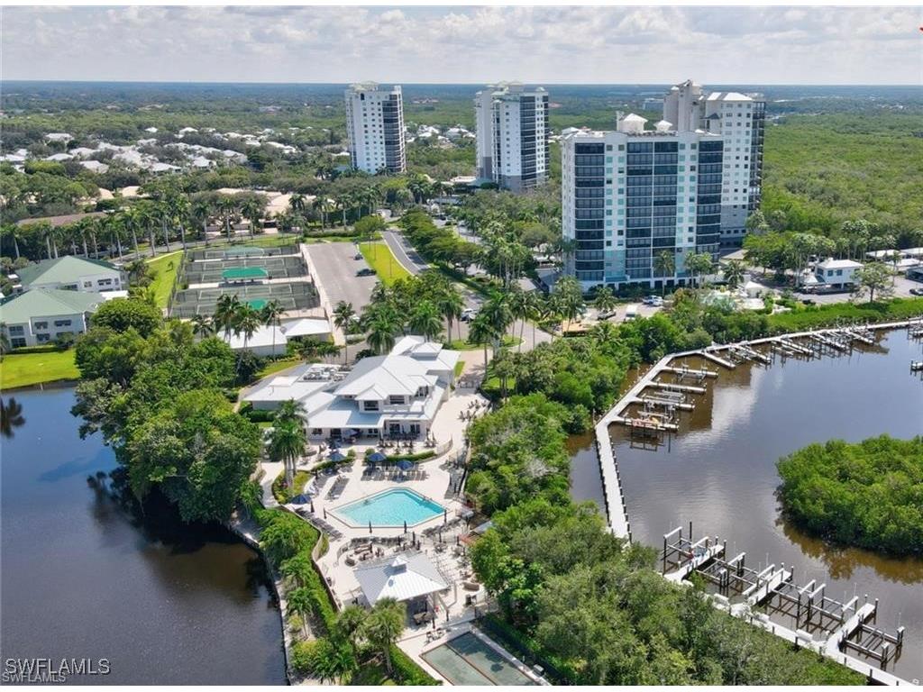 320 Horse Creek Drive #105 Naples FL 34110 225052102 image1