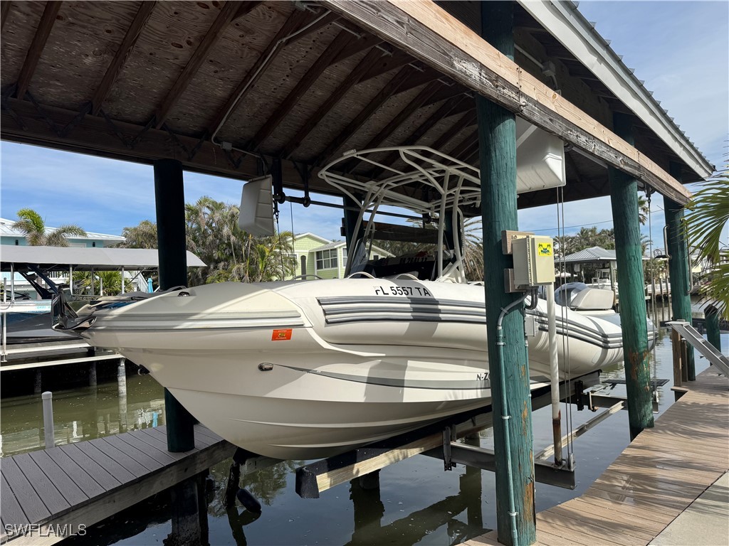 320 Lazy Way Fort Myers Beach FL 33931 225001190 image4