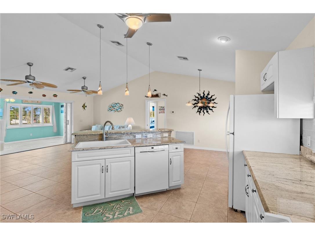 320 Madison Court Fort Myers Beach FL 33931 225044670 image14