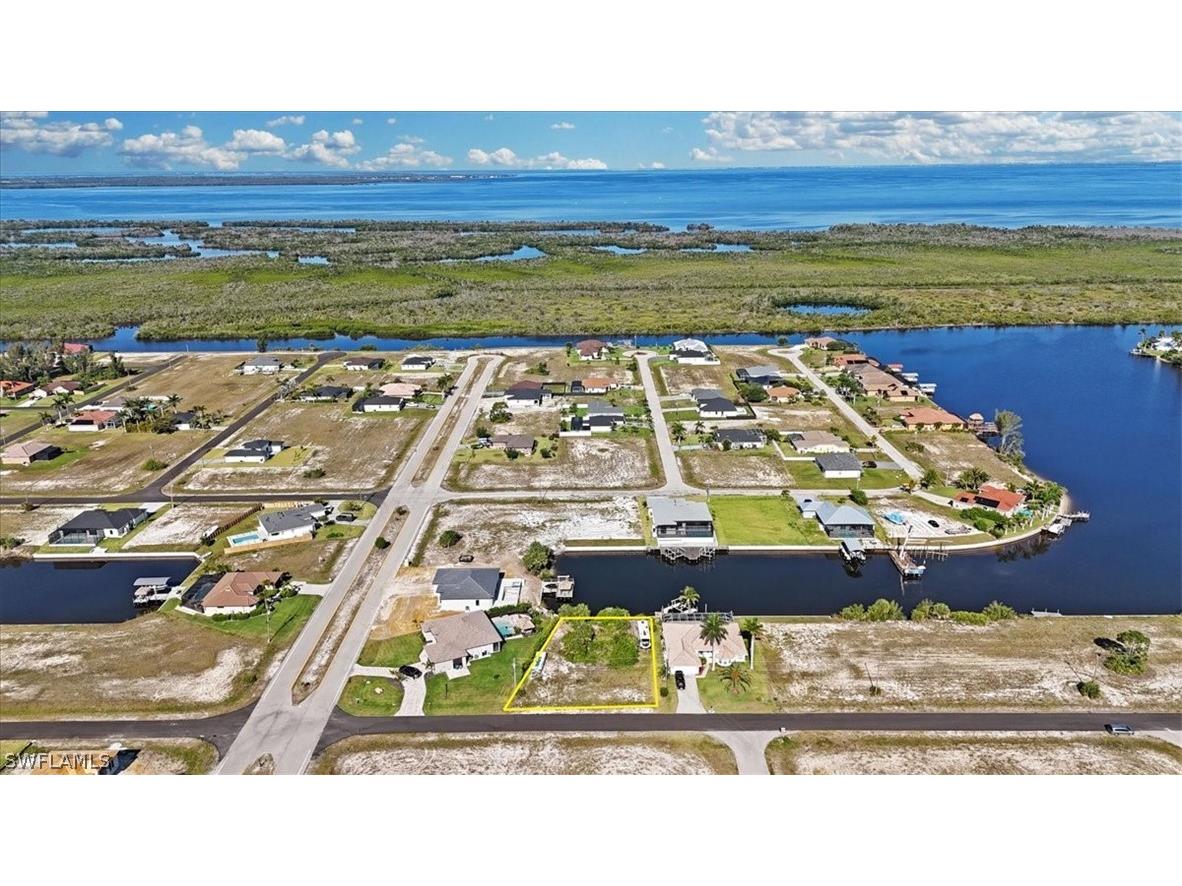 3208 NW 45th Place Cape Coral FL 33993 224032485 image1