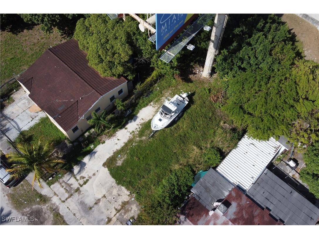 321 NW 37 Street Miami FL 33127 224065317 image11