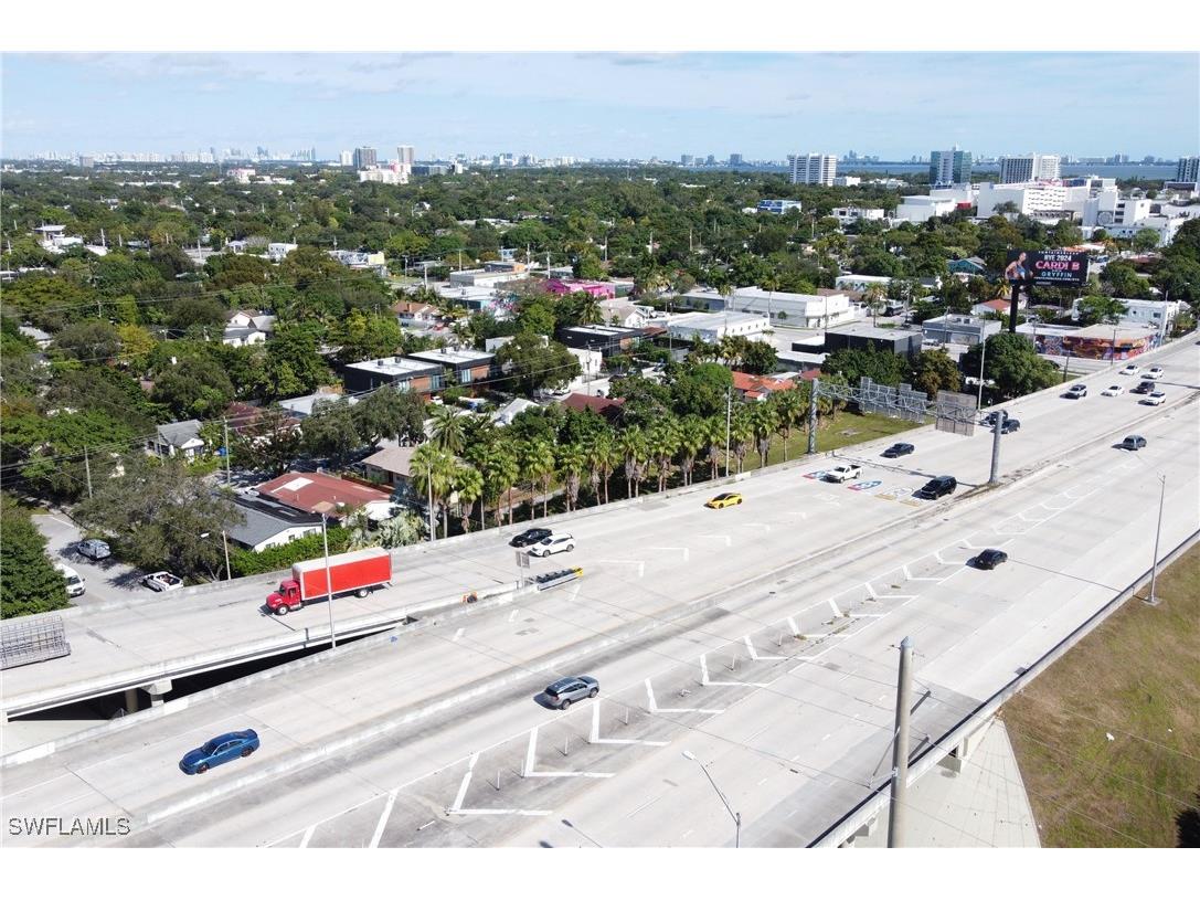 321 NW 37 Street Miami FL 33127 224065317 image14